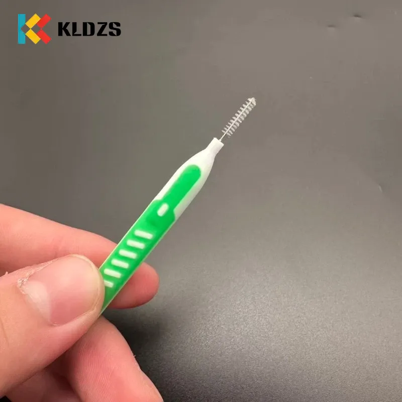 Push-Pull interdentalborste